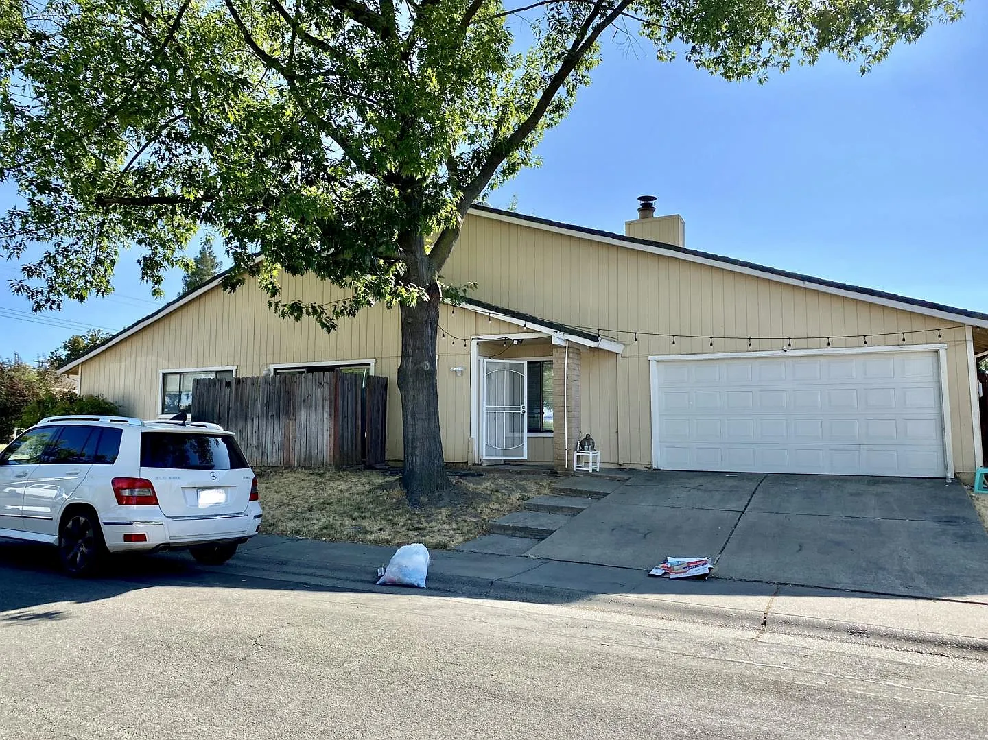 6244 Bobbiwood Way photo 1