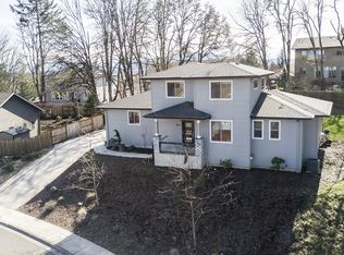 3675 River Heights Dr, Springfield, OR 97477