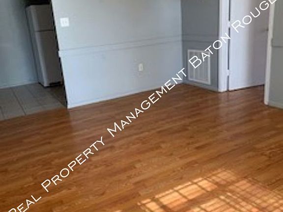 3rd image of 2246 Anne Marie Dr Unit E16