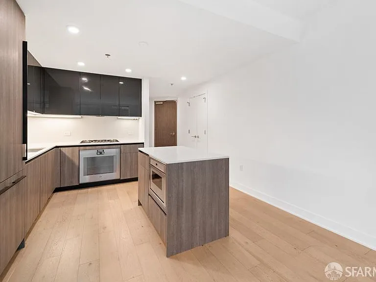 338 Main St #5H — Photo 5