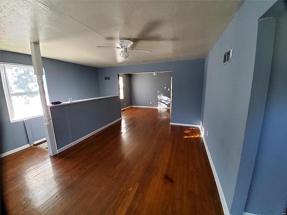 3rd image of 7309 Eunice Ave