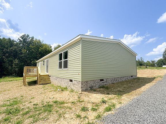 5th image of 923 White Springs Rd