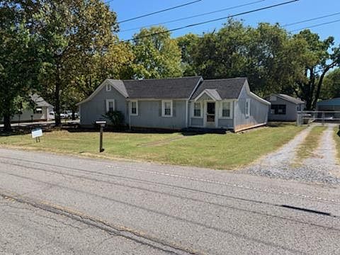 1st image of 434 Emmitt Ave