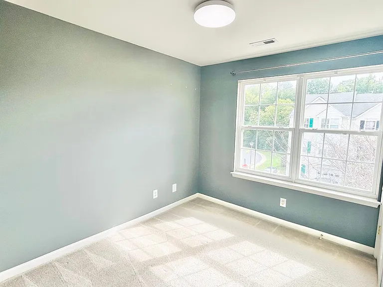 11318 Wytheville Ln — Photo 26