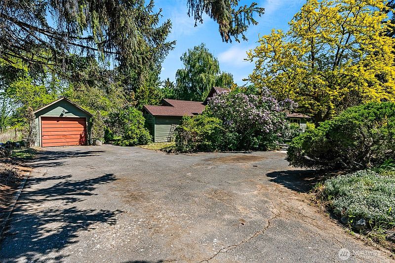 4th image of 2091 Orchard Rd