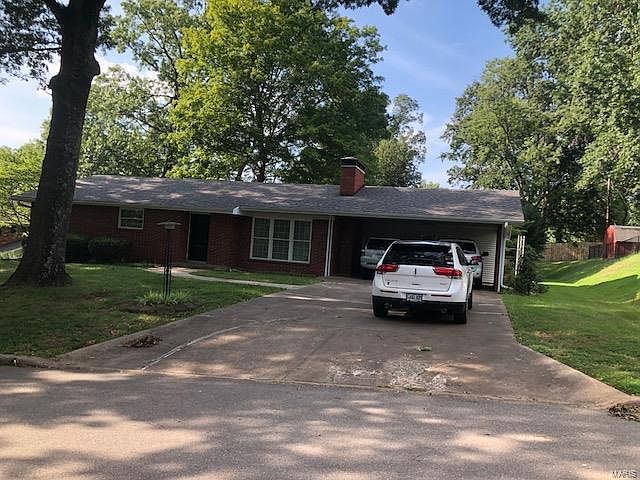 1st image of 2310 Brookwood Dr