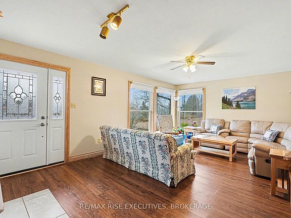 4th image of 715 Hanna Rd
