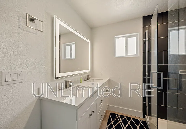 3486 N Christine Dr — Photo 15