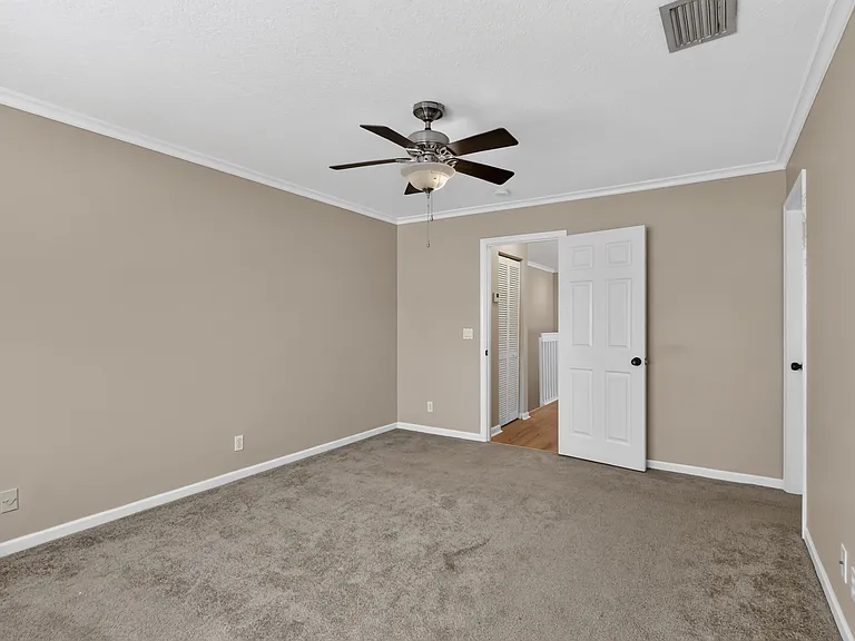 8103 Bellagio Ln — Photo 25