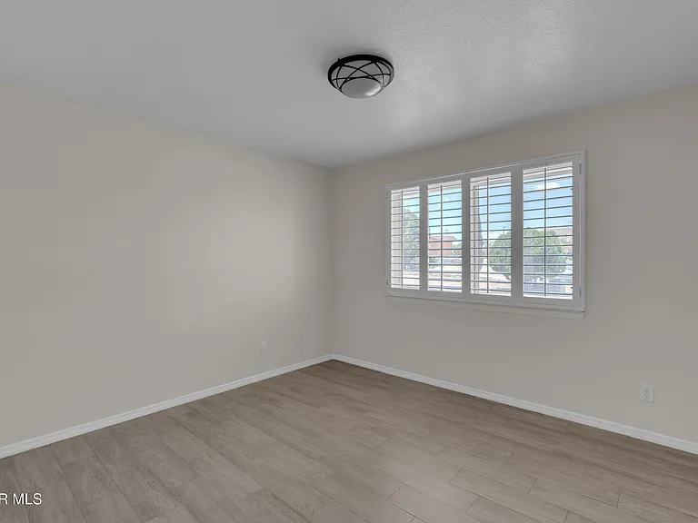 10516 Cuesta Brava Ln — Photo 25