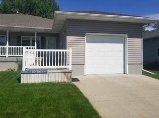 103 1/2 S 7th St, Battle Creek, NE 68715