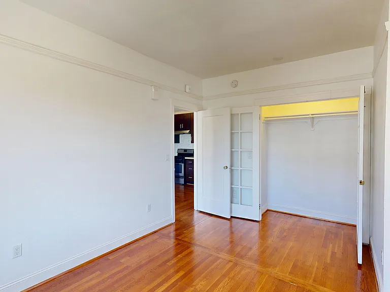500 Stanyan Street — Photo 17