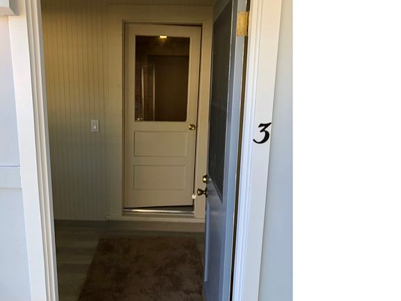 5th image of 214 King St APT 3