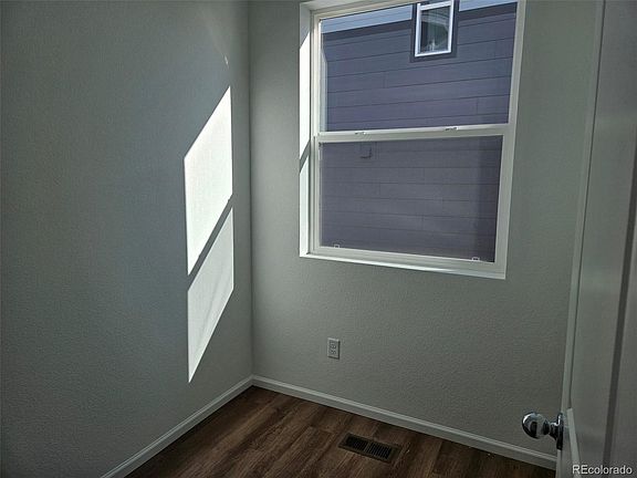 4th image of 6047 Caribou Drive