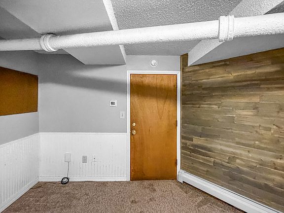 3rd image of 404 S 5th St APT C