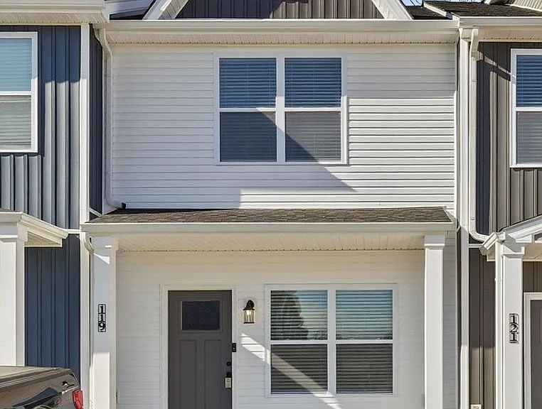 140 Front Ridge Cir — Photo 3