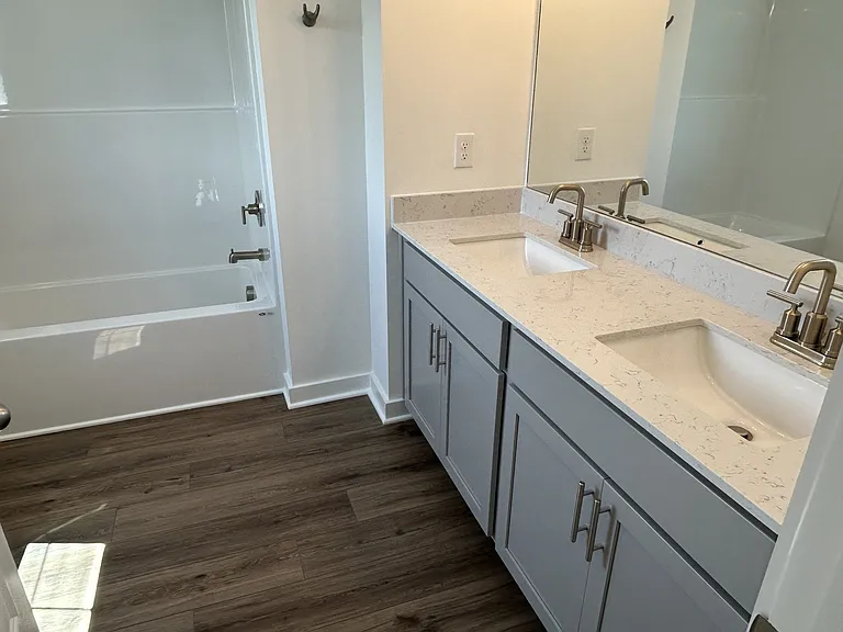 1544 Elliott Williams Way — Photo 7