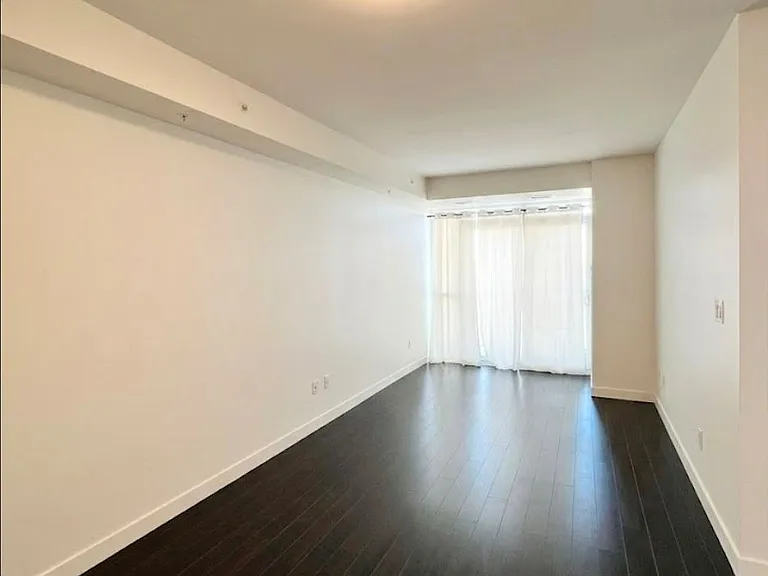 128 King St N #601 — Photo 4