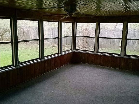 3- season porch TO FENCED IN BACKYARD