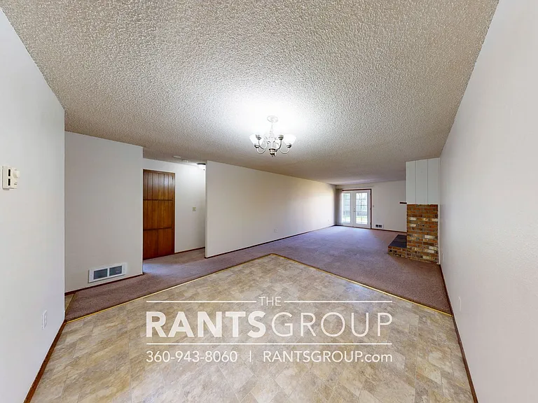 5822 Armour Loop SE #A & B — Photo 8