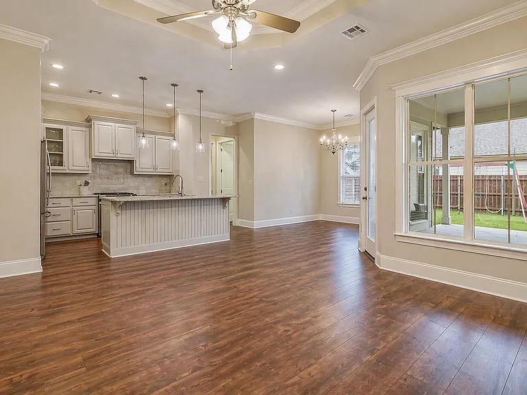 202 Grassland Ave — Photo 9