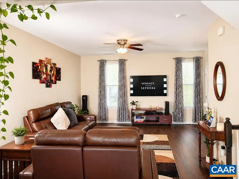 2046 Elm Tree Ct — Photo 6