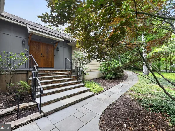 3725 Linda Ln, Annandale, VA 22003