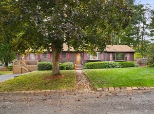 7 Dewey Ave, Wilmington, MA 01887