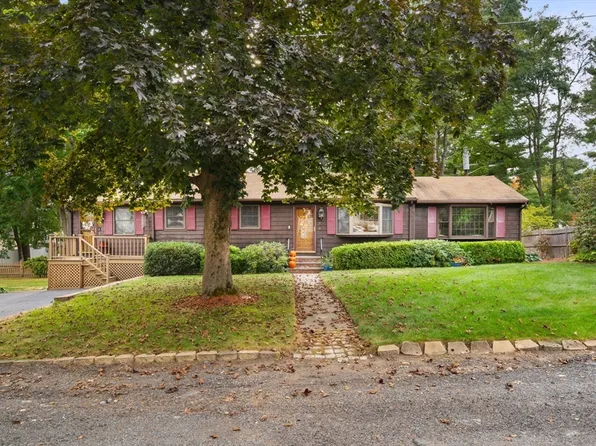 7 Dewey Ave, Wilmington, MA 01887