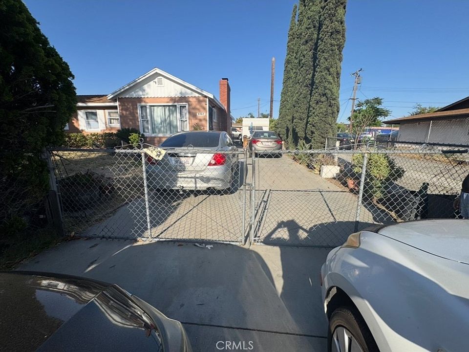 9167 Citrus Ave, Fontana, CA 92335 | MLS #SW25138089 | Zillow