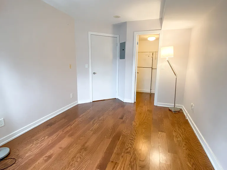 255 Richmond St E #1504 — Photo 12
