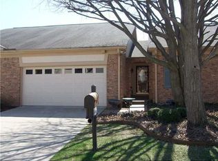 1011 Stratford Hall, Indianapolis, IN 46260