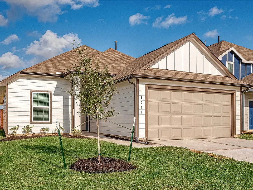 5318 Briana Dee Dr