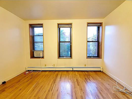 1st image of 321 W 137th St APT 2