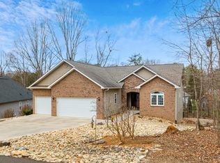 112 Gadusi Cir, Loudon, TN 37774