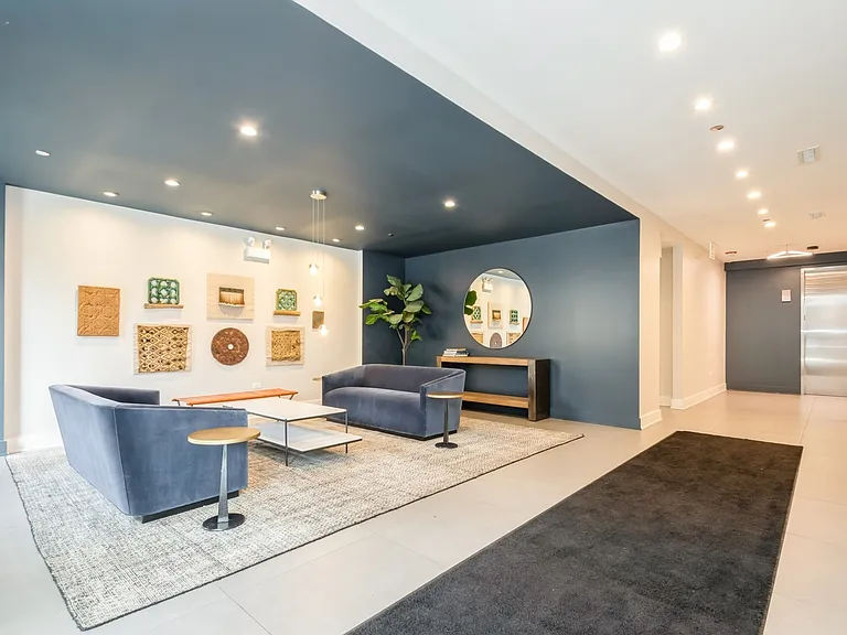 1701 W Webster Ave #608 — Photo 11