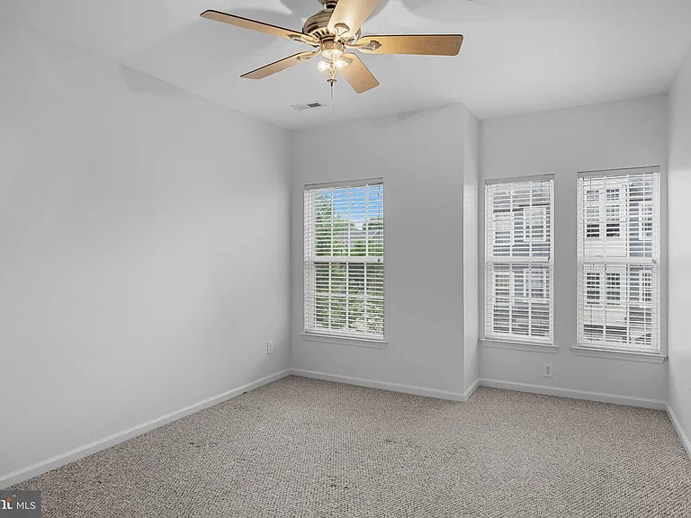 13 River Ln — Photo 14