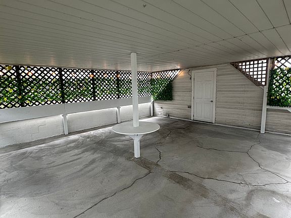 4th image of 214 12th St