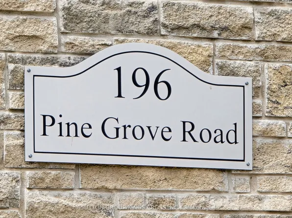 196 Pine Grove Rd #9, Vaughan, ON L4L 0H8