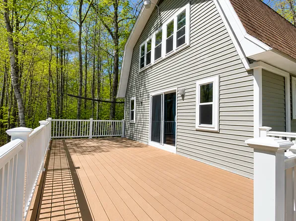 136 Mount Hunger Shore Rd, Windham, ME 04062
