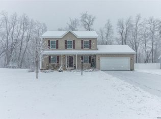 22 Kelly Ln, Halfmoon, NY 12065