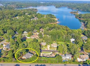 2859 Village Ct, Gainesville, GA 30506