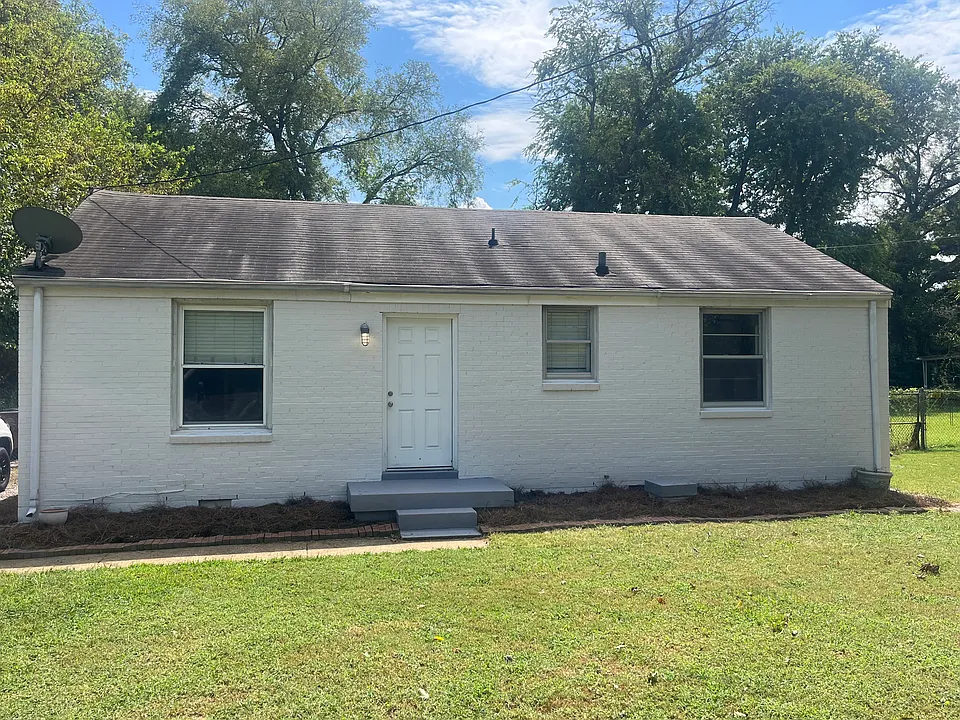 207 Desoto Dr