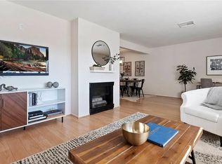 497 El Molino Ave #204, Pasadena, CA 91101