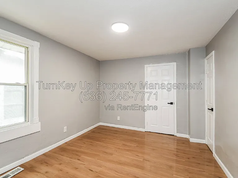 3518 Maywood Ave — Photo 12