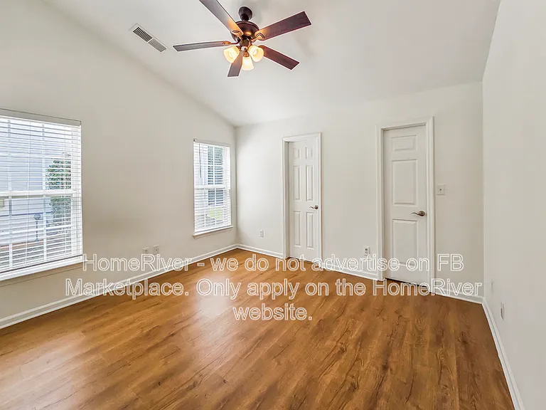 4109 Parkdale Dr — Photo 8