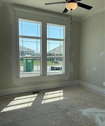 5th image of 13850 NW 74th St