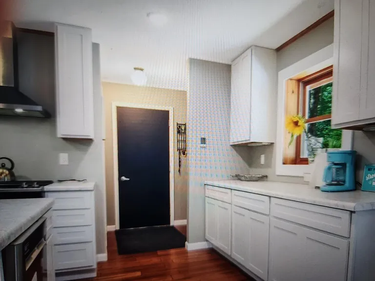 316 Christina Ln — Photo 11