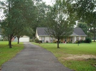 11056 Old Kiln Rd, Picayune, MS 39466