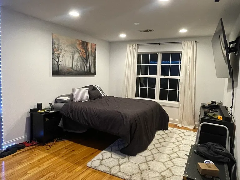 Large Master Bedroom (upstairs): second of two views. This is the second half the room.